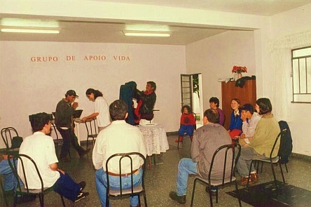 roda de paticipantes no Grupo VIDA