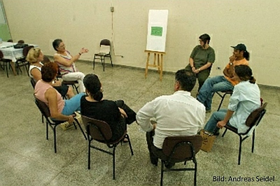 roda dos familiares no Grupo de Apoio